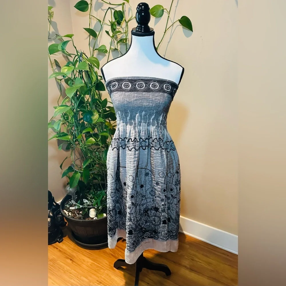 Bohemian Lapis Strapless Midi Dress or Skirt in Floral Gray and Black - Picture 1 of 14